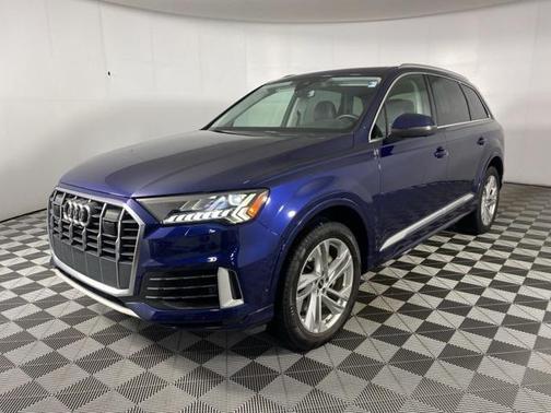 2023 Audi Q7 55 Premium Plus