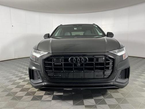 2022 Audi Q8 55 Premium Plus