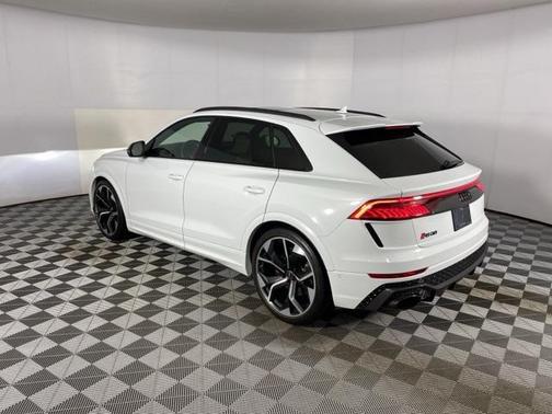 2023 Audi RS Q8 4.0T