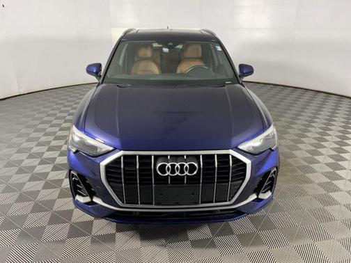 2022 Audi Q3 45 S line Premium