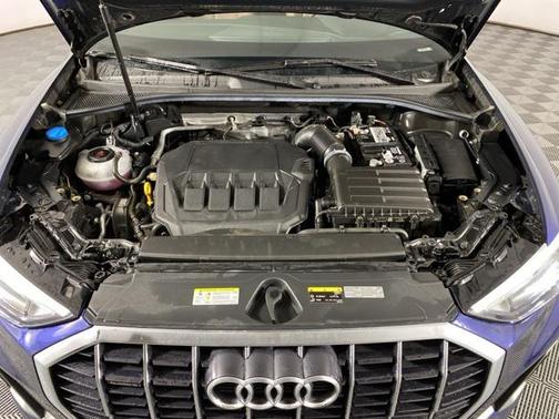 2022 Audi Q3 45 S line Premium
