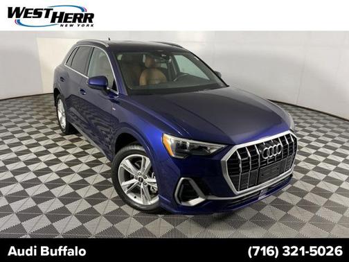 2022 Audi Q3 45 S line Premium