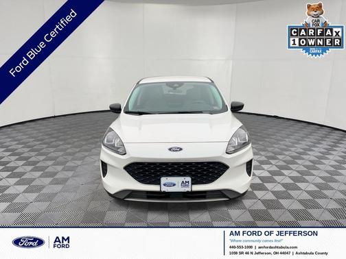 White Metallic 2022 Ford Escape SE