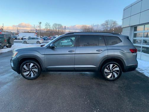 2024 Volkswagen Atlas 2.0T SE w/Technology