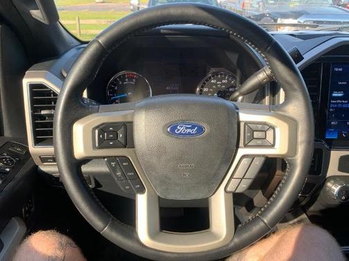 2022 Ford F-350 LARIAT SUPER DUTY