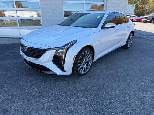 2025 Cadillac CT5 PREMIUM LUXURY