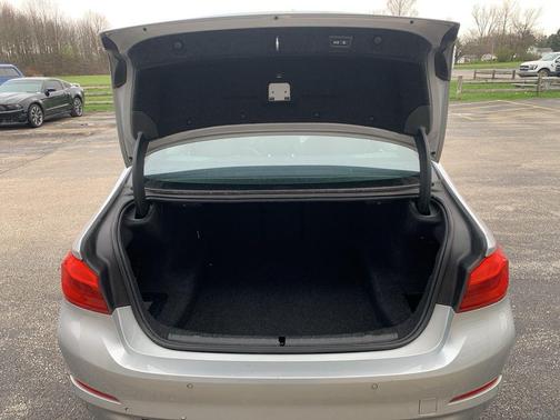 Glacier Silver Metallic 2019 BMW 530 xDrive