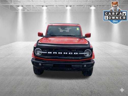 Chili Pepper Red 2022 Ford Bronco Outer Banks
