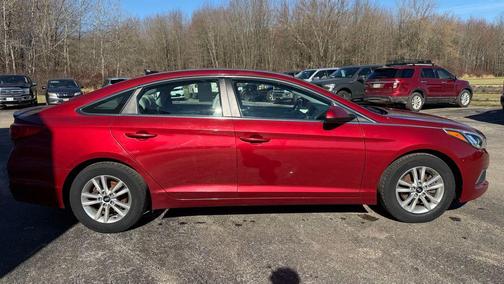 2016 Hyundai SONATA SE