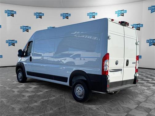 2025 RAM ProMaster 2500 Tradesman
