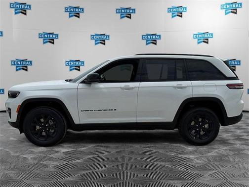 2025 Jeep Grand Cherokee Altitude