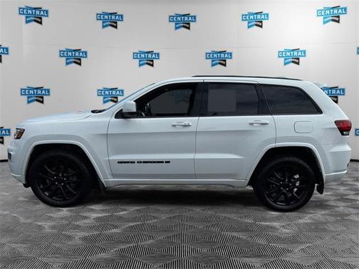 2022 Jeep Grand Cherokee Laredo