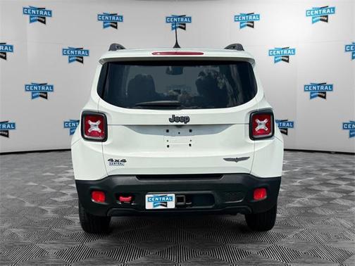 2017 Jeep Renegade Trailhawk