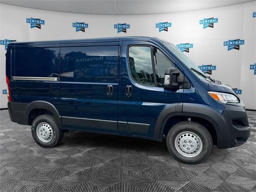 2025 RAM ProMaster 1500 Low Roof