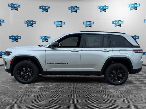2025 Jeep Grand Cherokee Altitude
