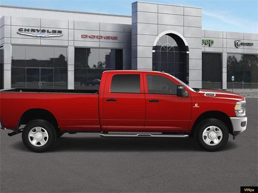 2024 RAM 2500 Tradesman Crew Cab 4x4 8' Box