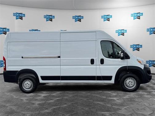 2025 RAM ProMaster 2500 Tradesman