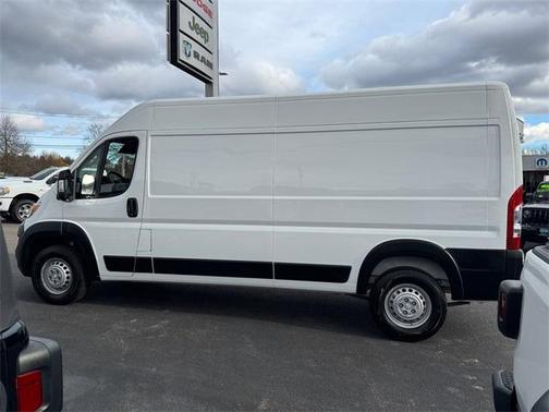 2025 RAM ProMaster 2500 Tradesman