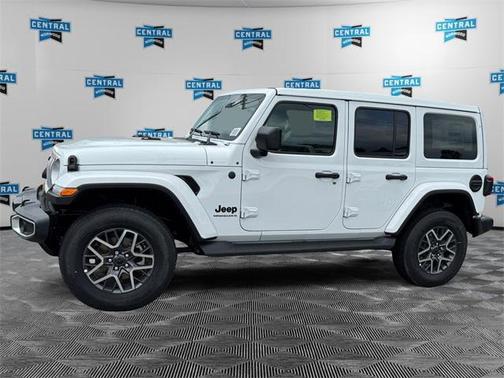 2025 Jeep Wrangler 4-Door Sahara 4x4
