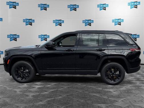 2025 Jeep Grand Cherokee Altitude