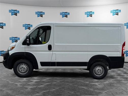2025 RAM ProMaster 1500 Low Roof