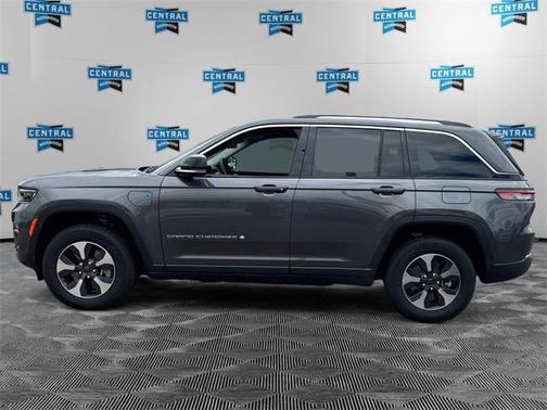 2022 Jeep Grand Cherokee 4xe Base