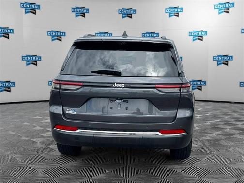 2022 Jeep Grand Cherokee 4xe Base