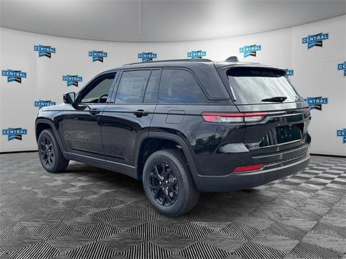 2025 Jeep Grand Cherokee Altitude