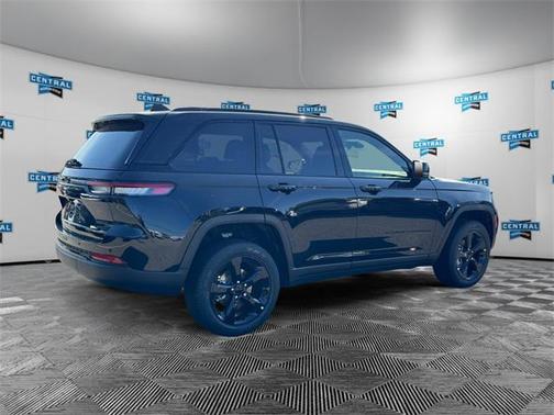 2025 Jeep Grand Cherokee Limited X