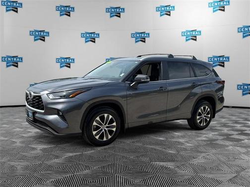 2024 Toyota Highlander XLE