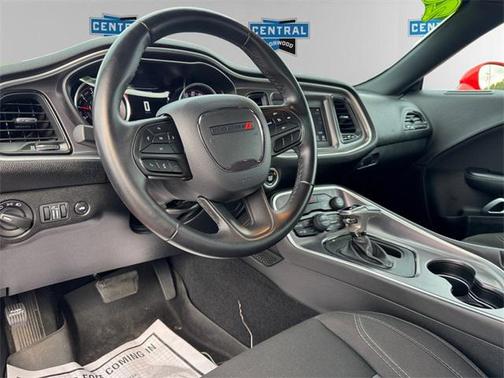 2020 Dodge Challenger SXT