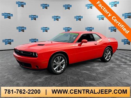 2020 Dodge Challenger SXT