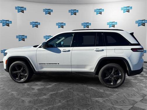 2023 Jeep Grand Cherokee Altitude