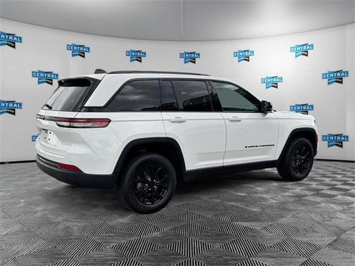 2025 Jeep Grand Cherokee Altitude