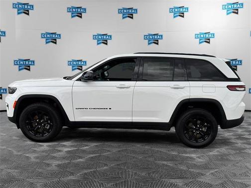 2025 Jeep Grand Cherokee Altitude