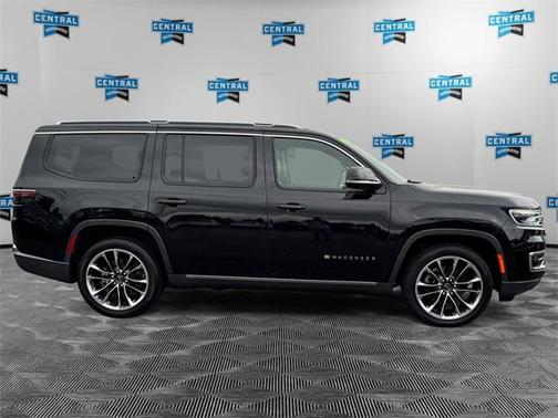 2022 Jeep Wagoneer Series III 4x4