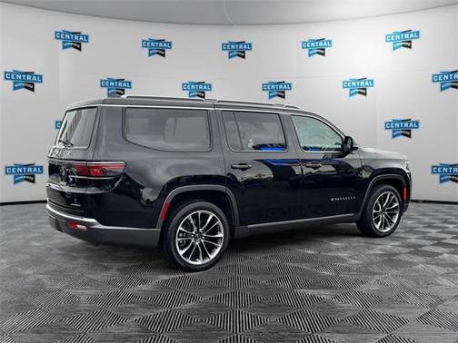 2022 Jeep Wagoneer Series III 4x4