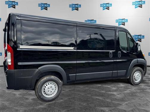 2025 RAM ProMaster 2500 Tradesman