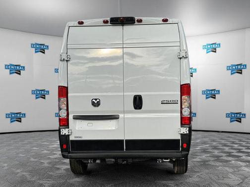 2025 RAM ProMaster 2500 Tradesman