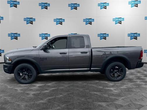 2022 RAM 1500 Classic Warlock Quad Cab 4x4 6'4' Box