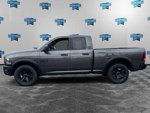 2022 RAM 1500 Classic Warlock Quad Cab 4x4 6'4' Box