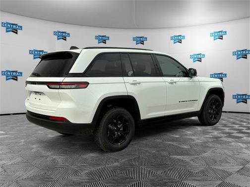 2025 Jeep Grand Cherokee Altitude