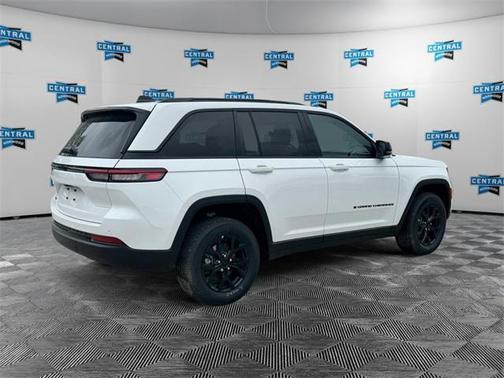 2025 Jeep Grand Cherokee Altitude