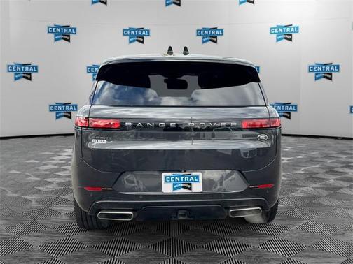 2023 Land Rover Range Rover Sport SE