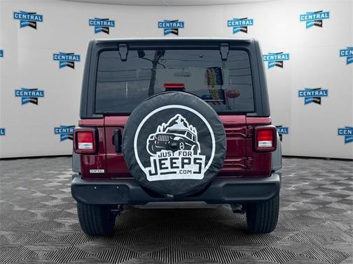 2022 Jeep Wrangler Unlimited Sport