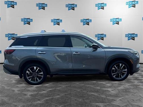 2022 INFINITI QX60 Luxe