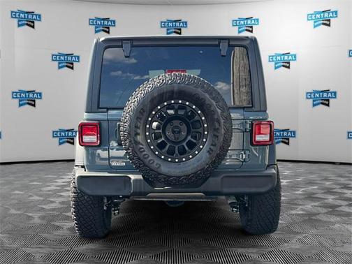 2025 Jeep Wrangler Sport S