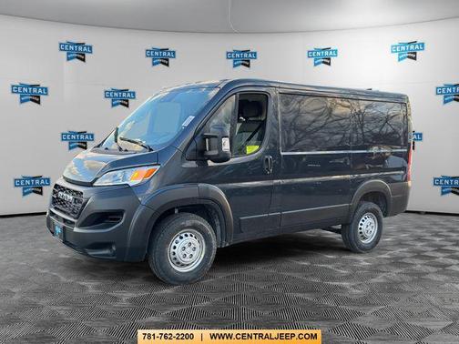 2026 RAM ProMaster 1500 Low Roof