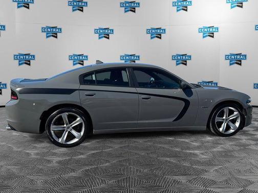 2017 Dodge Charger R/T