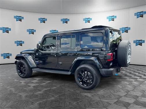 2022 Jeep Wrangler Unlimited 4xe Sahara